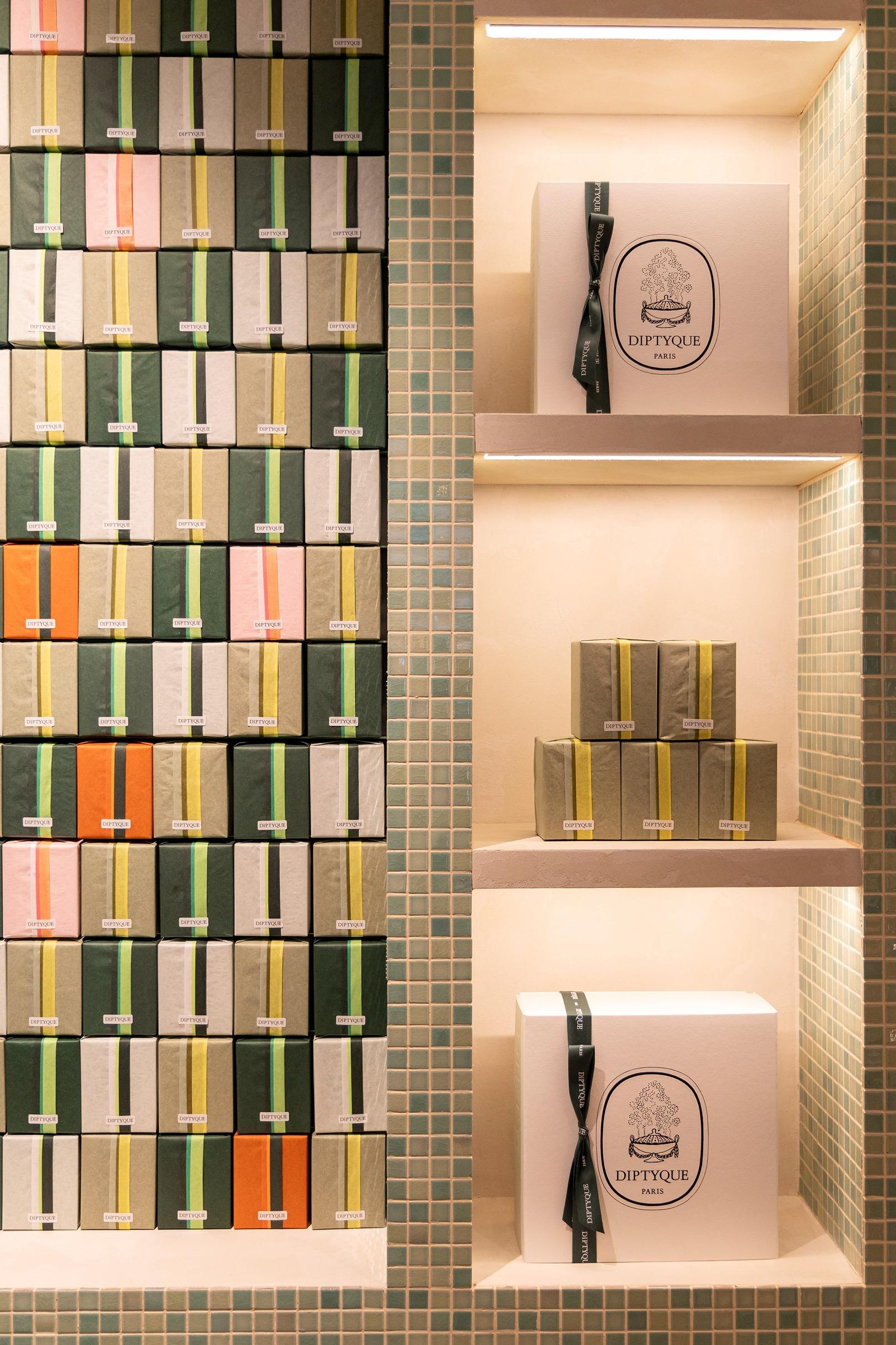 Diptyque ifc旗艦店全新面貌,融入本地元素。