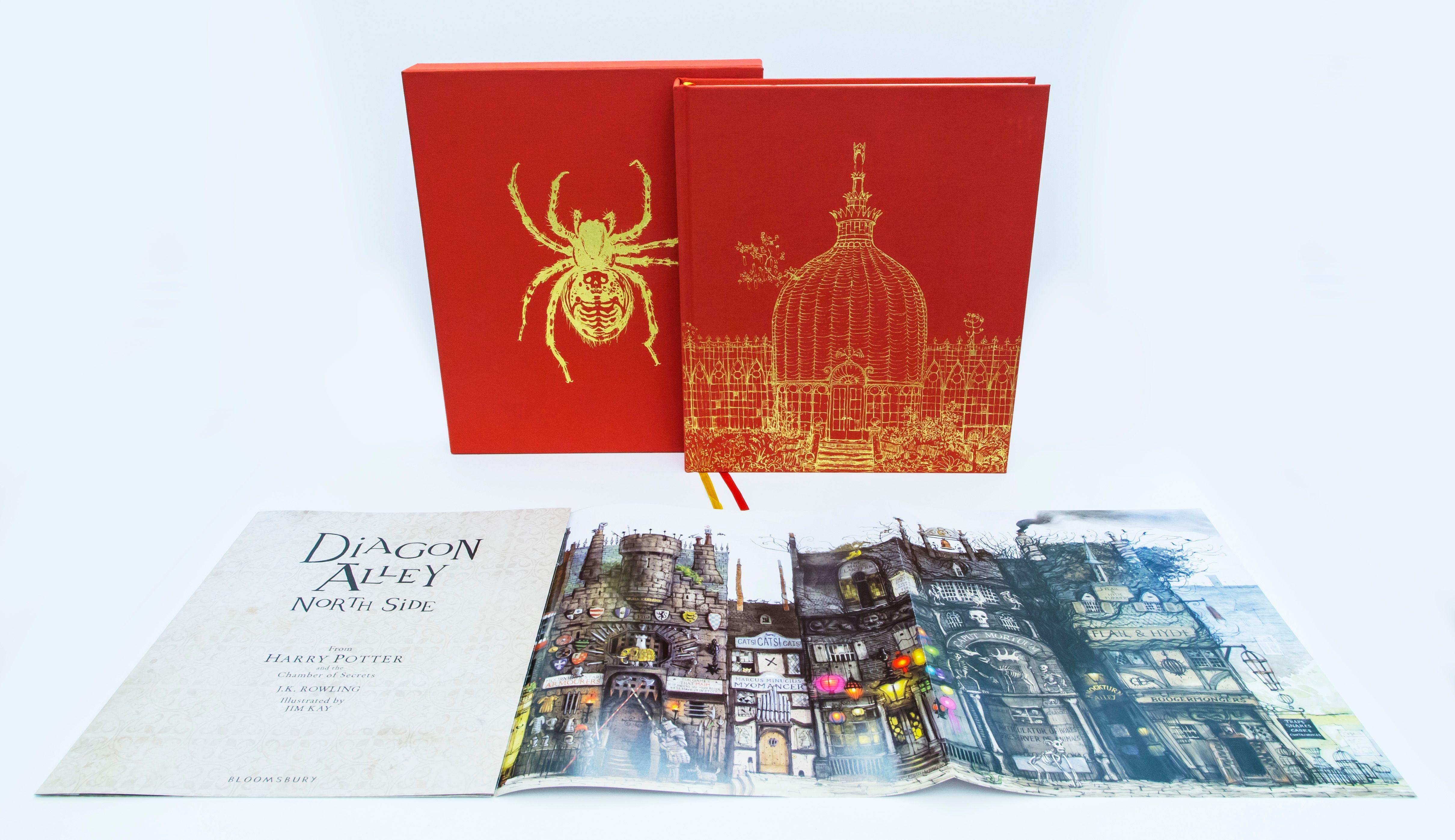 珠紫色貼紙:7折|推介書籍:《Harry Potter and the Chamber of Secrets: Deluxe Illustrated Slipcase Edition》作者|J.K. Rowling 出版|BLOOMSBURY