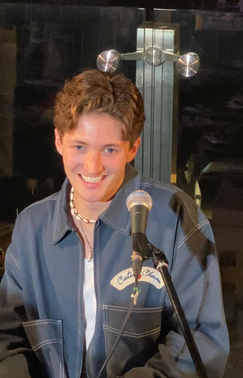 英國唱作新人Henry Moodie在港已有一班支持者。