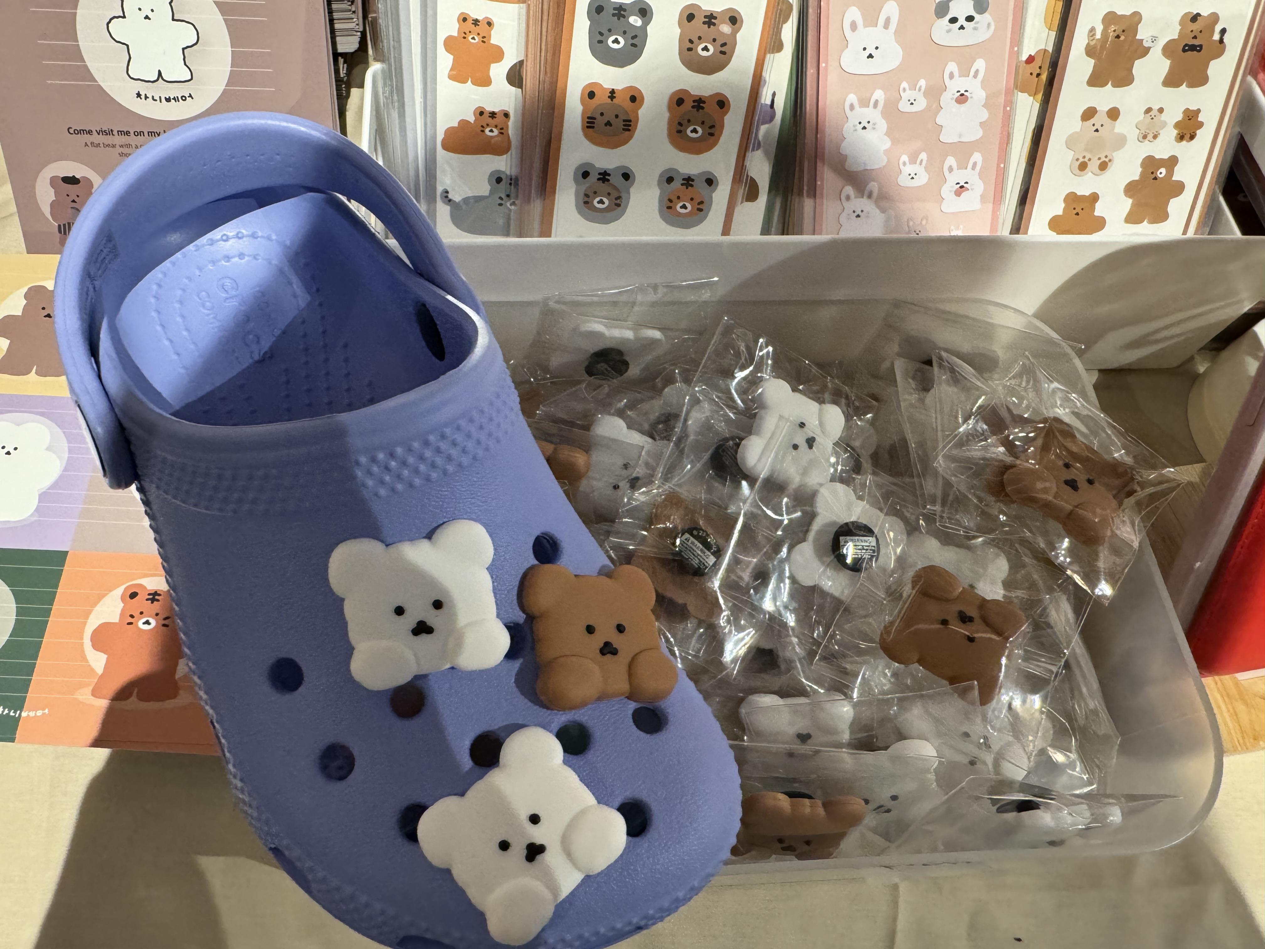 韓國:Chanibear 洞洞鞋扣 $39/粒