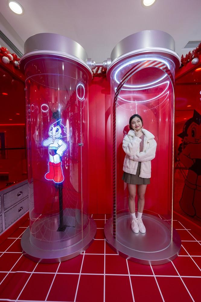 在盡情滑雪前,你可以先到裝備室換上滑雪裝及滑板等滑雪裝備。