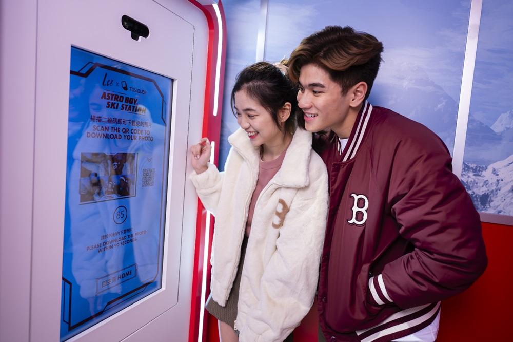 大家還可以在纜車內免費參與拍照活動,為這個聖誕留下美好的回憶!