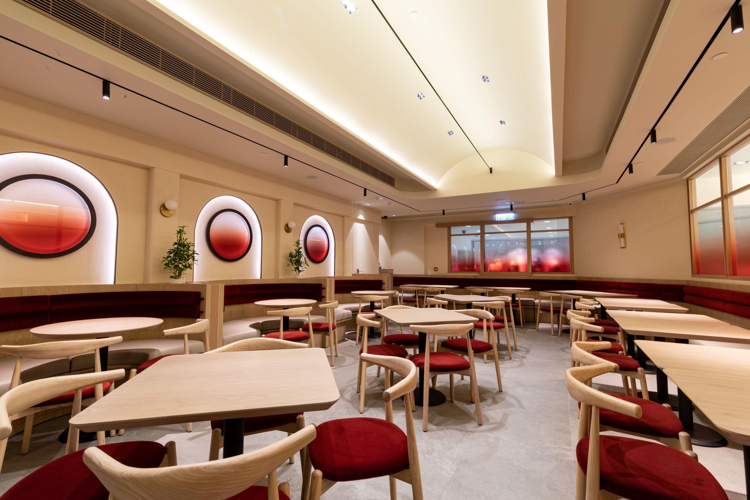 日本殿堂級蛋包飯專門店グリル滿天星為慶祝登陸香港三週年