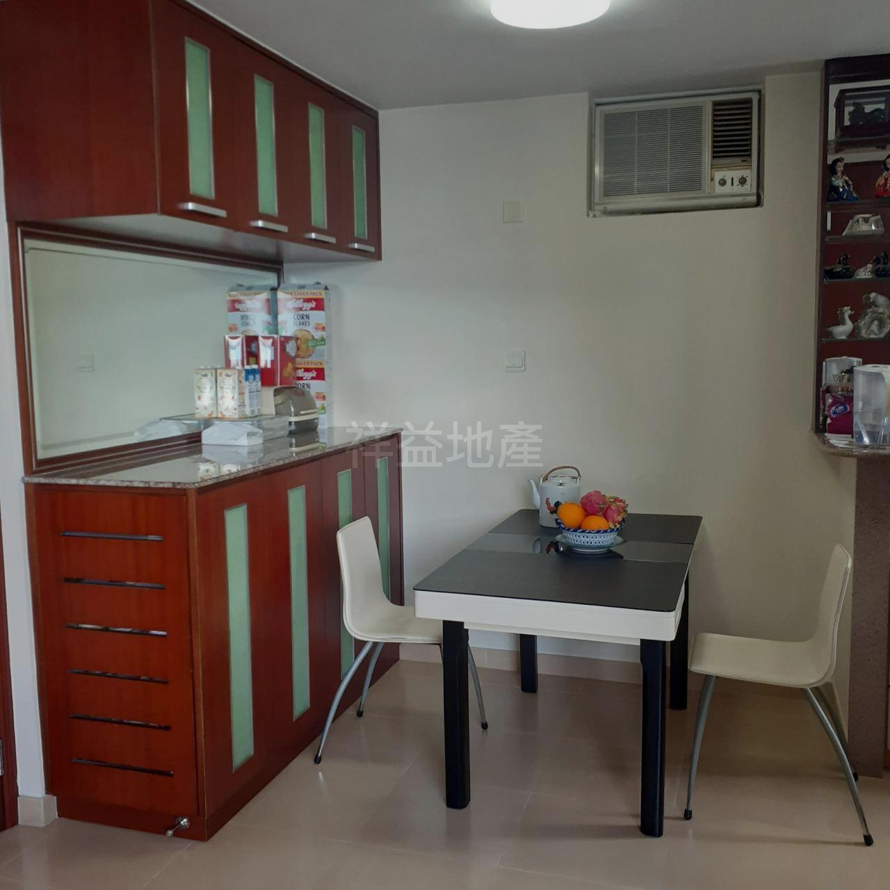 單位間隔分明,飯廳空間實用見使。(代理提供)