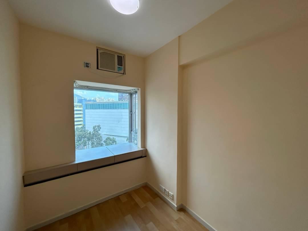 睡房窗台增設儲物櫃,十分實用。(代理提供)