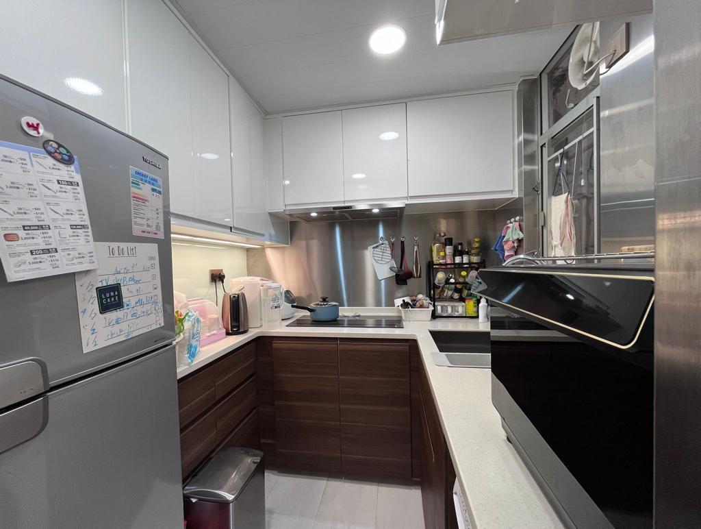 廚房配套新淨齊全。(代理提供)