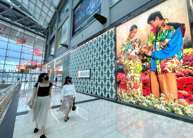 中國遊客此前已可免簽證到泰國旅遊,惟曼谷百貨公司槍擊事件打擊中國客遊泰意欲。(資料圖片)