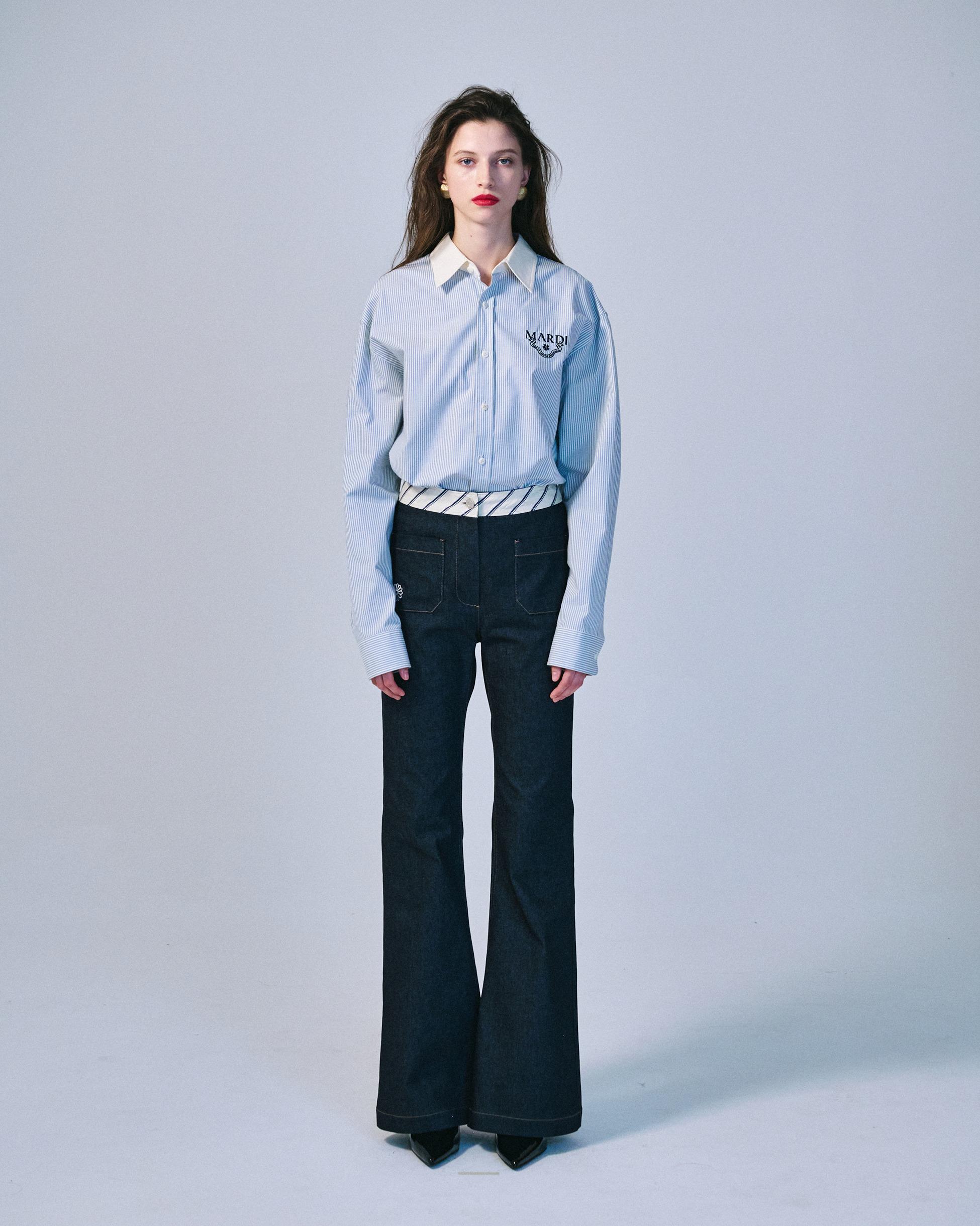 Mardi Mercredi Shirt $800、Jeans $1,200