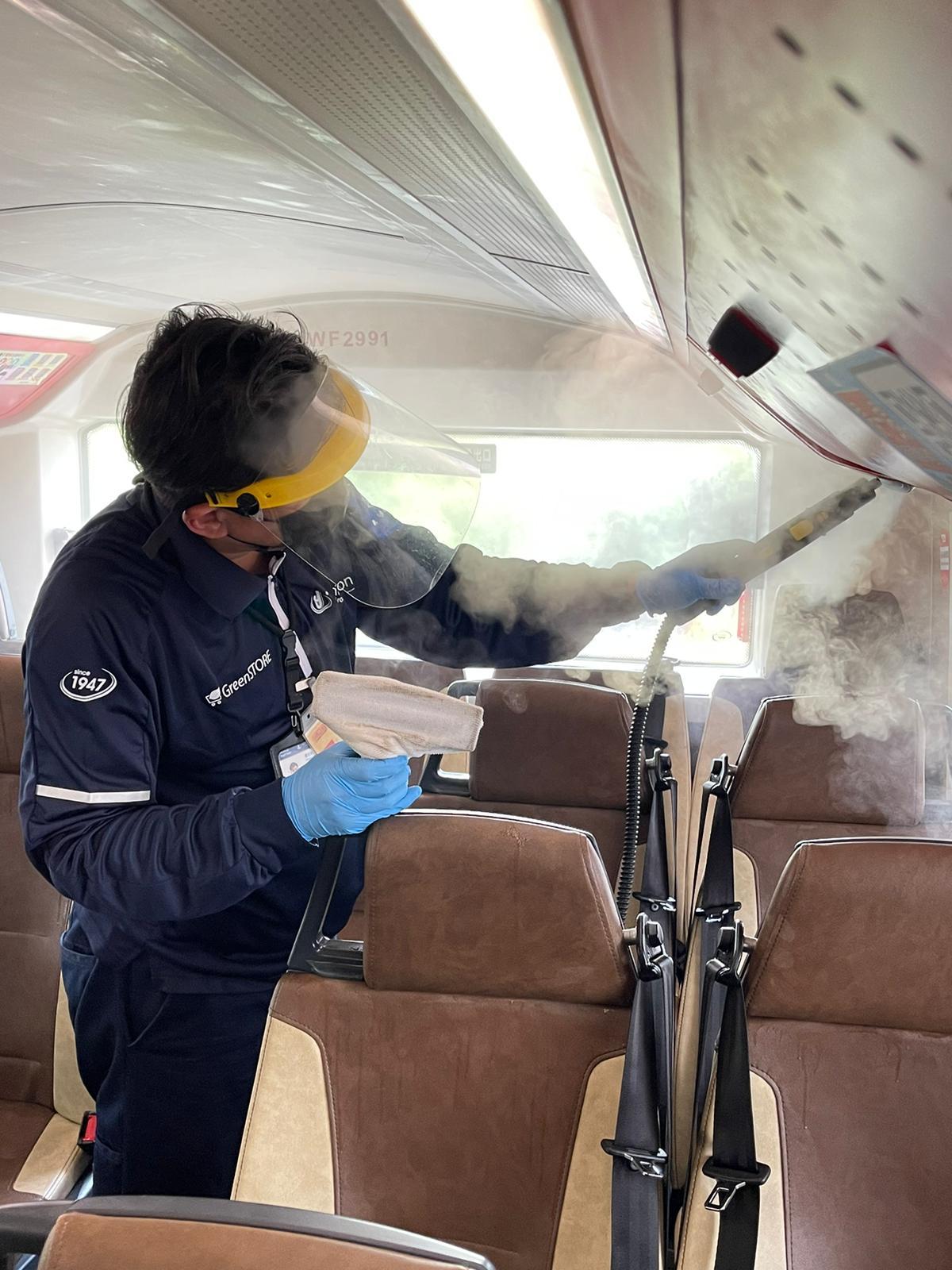 床蝨|巴士車廂疑有床蝨躝安全帶 九巴:檢查無發現已高溫消毒深層清潔 (有片)