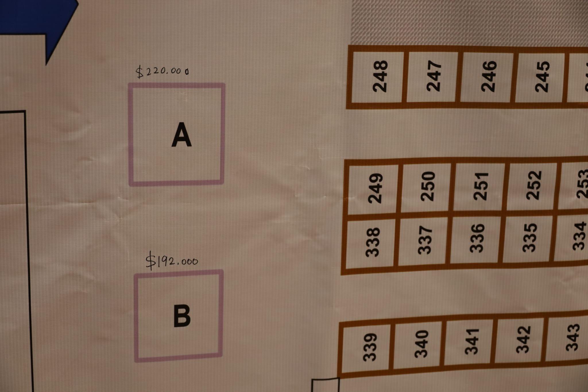 年宵2024|農曆年宵市場快餐攤位競投。(鍾式明攝)