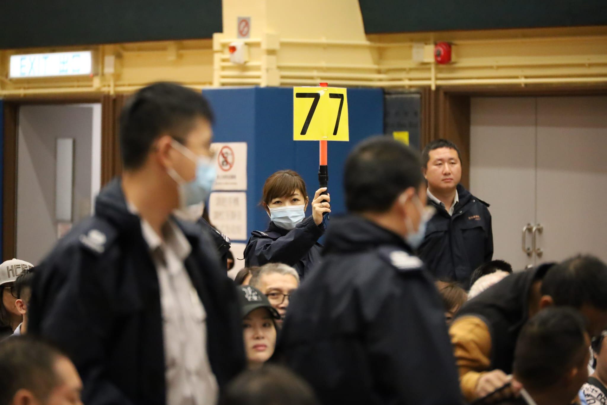 年宵2024|農曆年宵市場快餐攤位競投。(鍾式明攝)