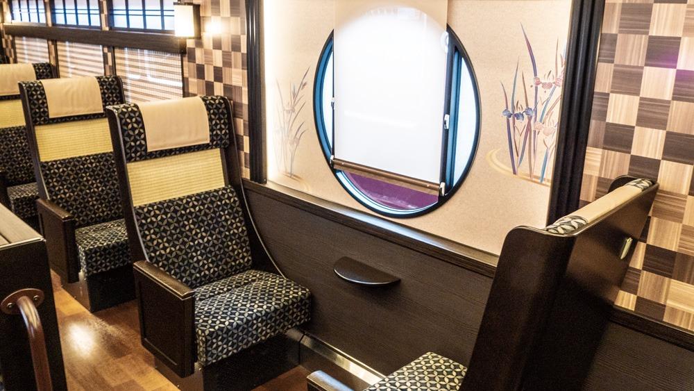 大阪京都奈良自由行|將車窗變成圓形窗,更有日式設計觸感。(圖片來源:PR TIMES/ 阪急電車)