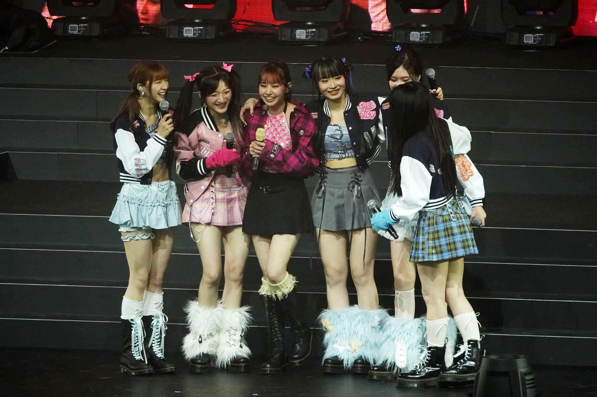 Lolly Talk碌盡《造星V》A2小組的人情牌,請阿Day做嘉賓。(陳奕釗攝)