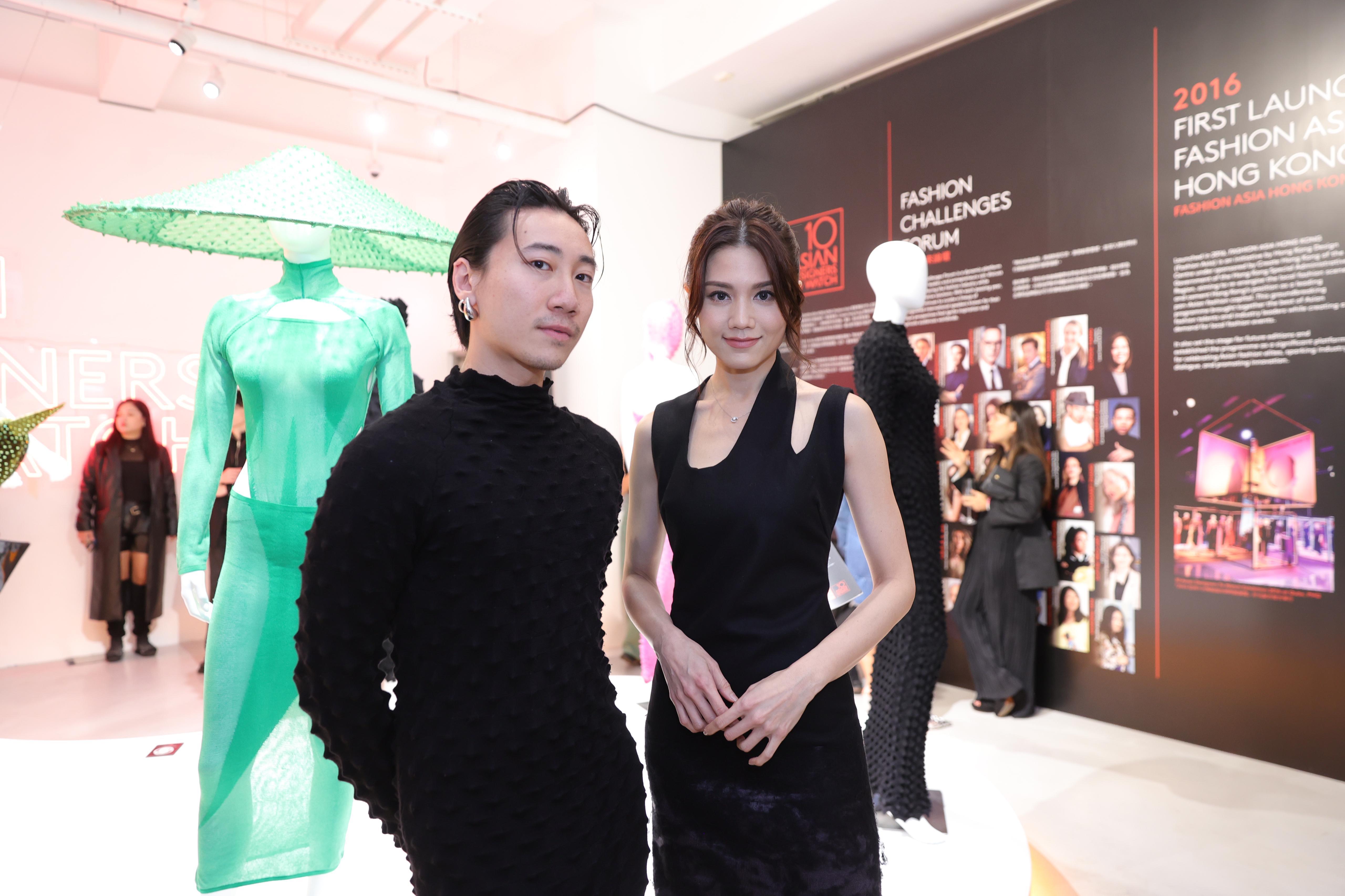 周秀娜出席「亞洲十大焦點設計師時裝展覽」開幕禮。