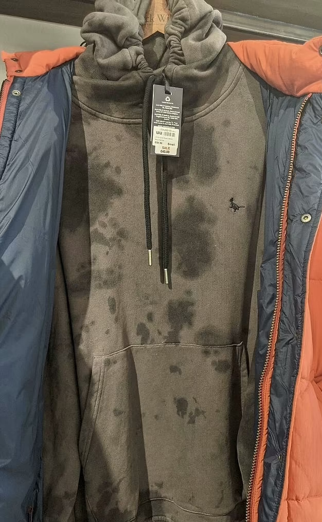 油漬衛衣。(互聯網)