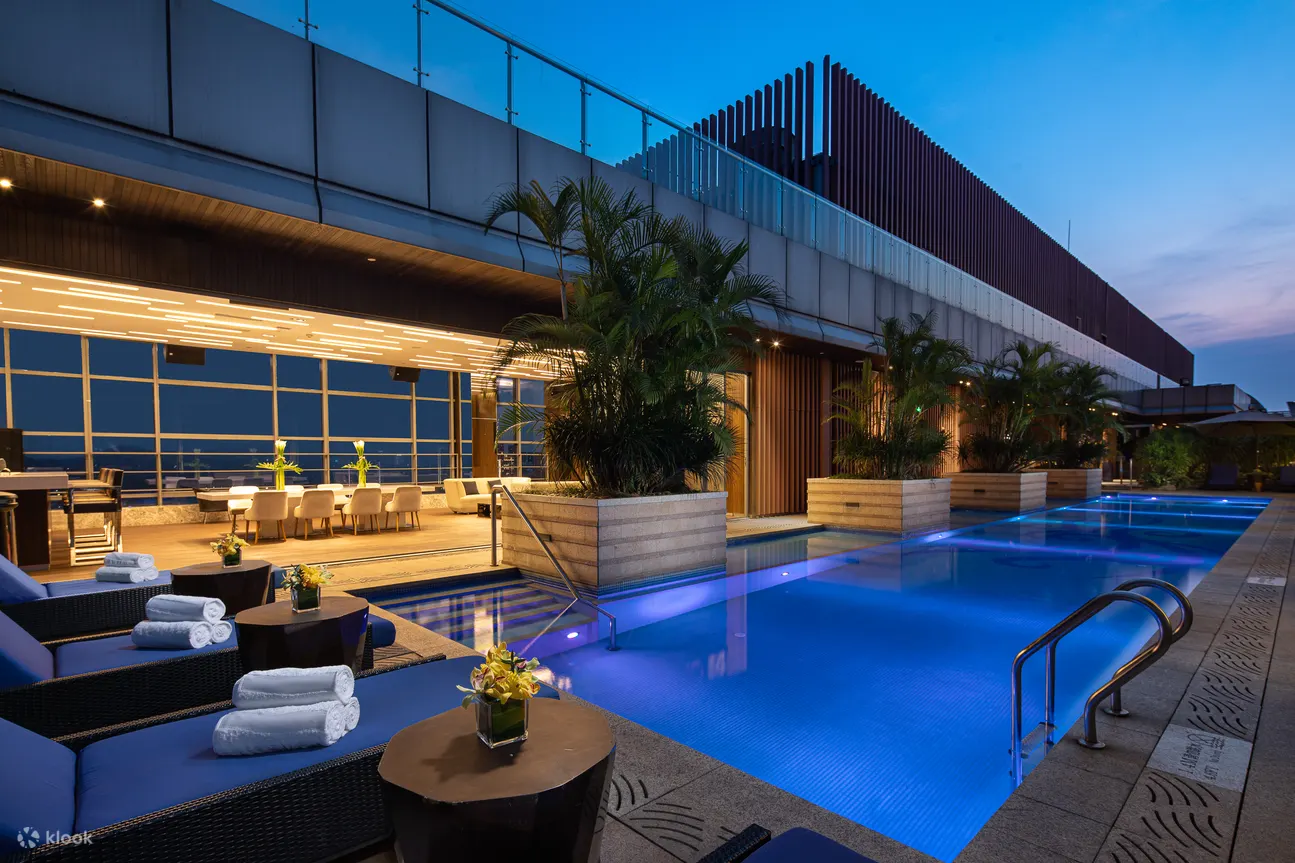 深圳酒店優惠|深圳硬石酒店住宿套餐 26樓泳池