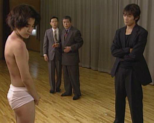 反町隆史代表作《GTO》播出時,小栗旬仍是個新人。