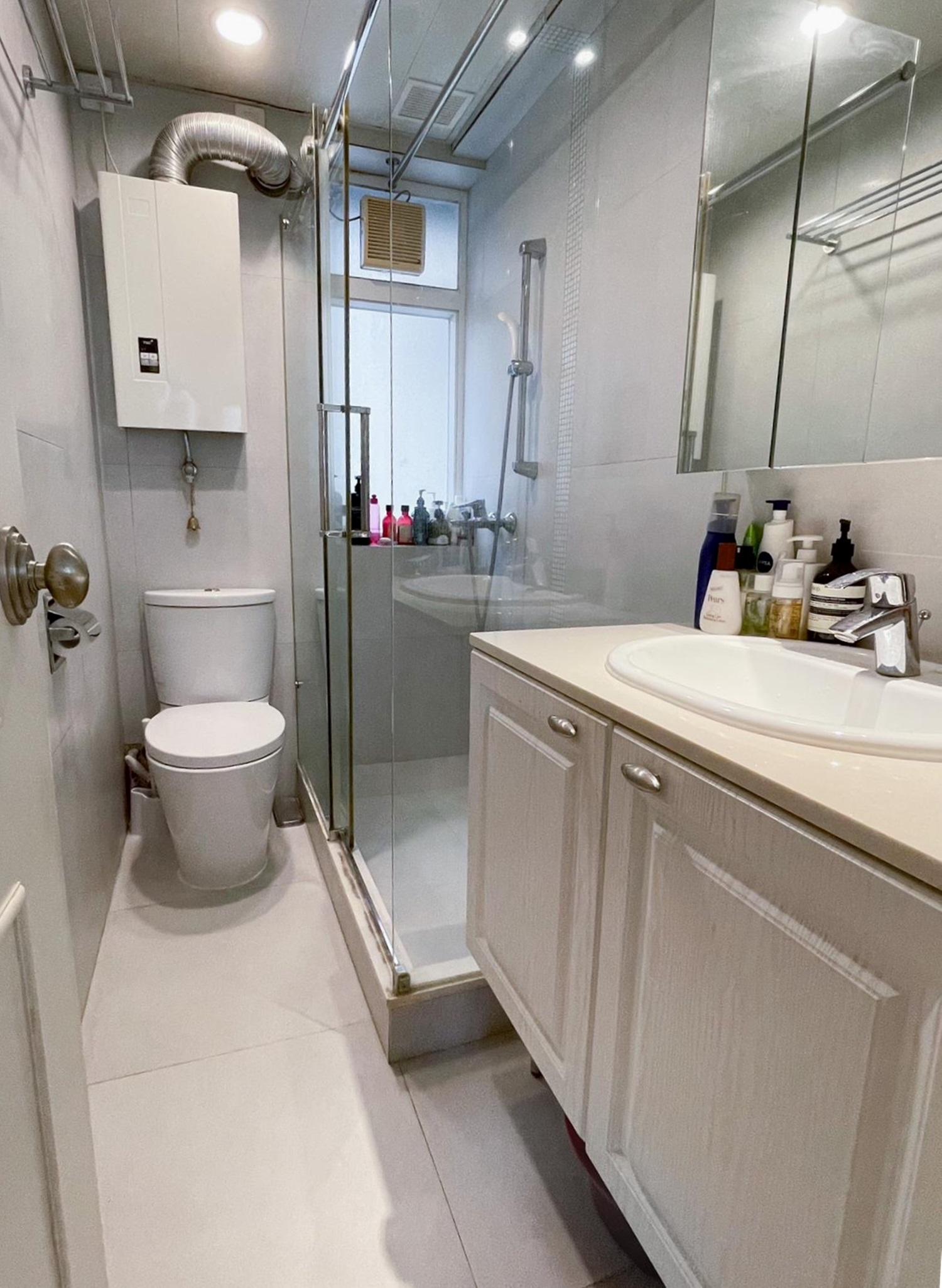 明廁浴室裝修企理。