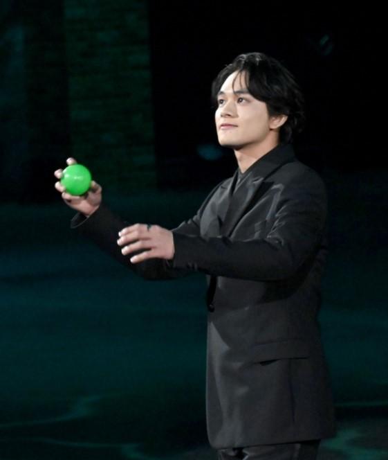 北村匠海今日拉隊舉辦前夜祭,招待5千粉絲參與。