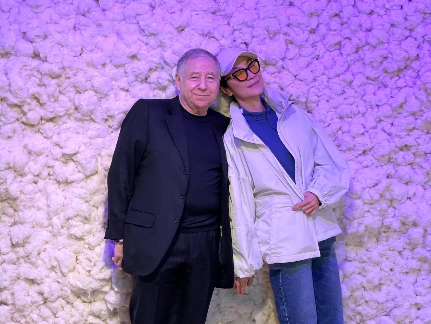 楊紫瓊帶老公返鄉,連日來在社交平台有分享近照及喜悅。