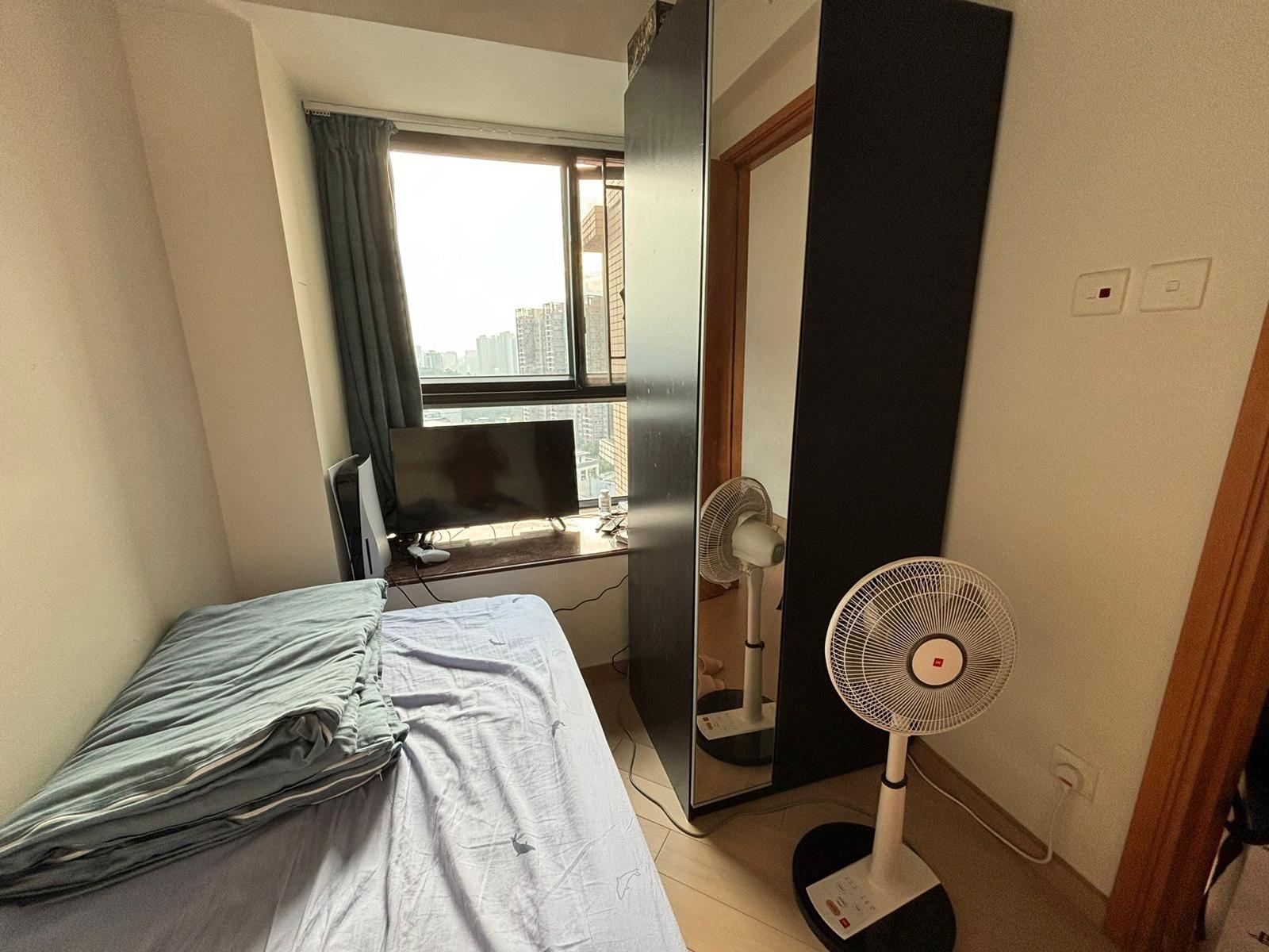 兩間睡房面積不算細,十分實用。