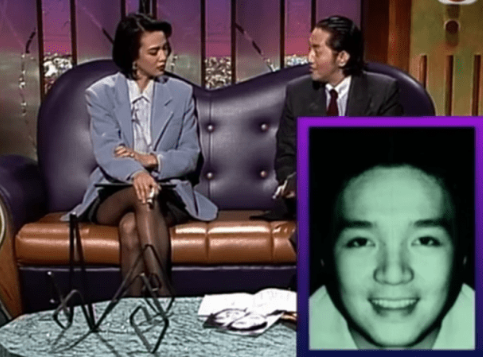 顧修全1992年在鄭裕玲主持的《鄭裕玲星夜傾情》節目中,指從面型預言周星馳將來會做老闆。(影片截圖)