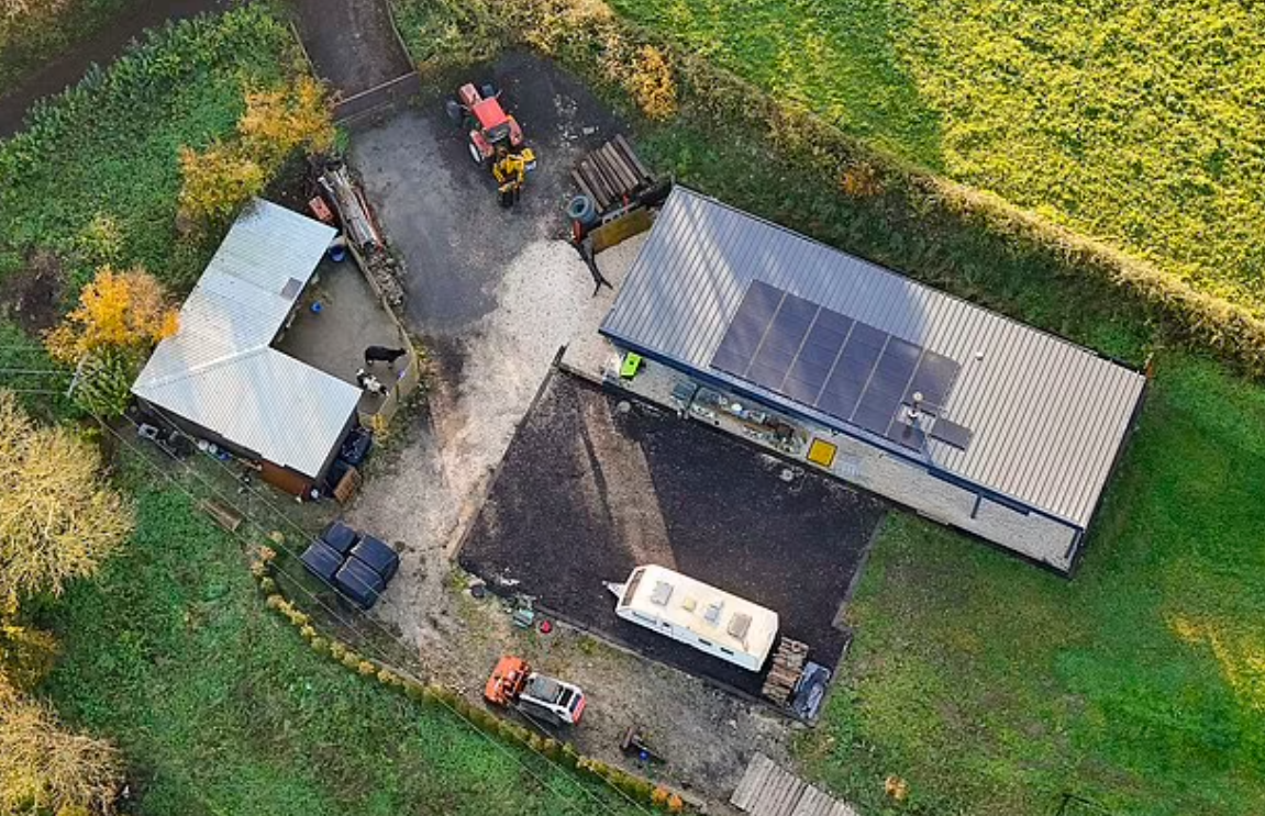 英國物業|該屋四處是田野。(互聯網)