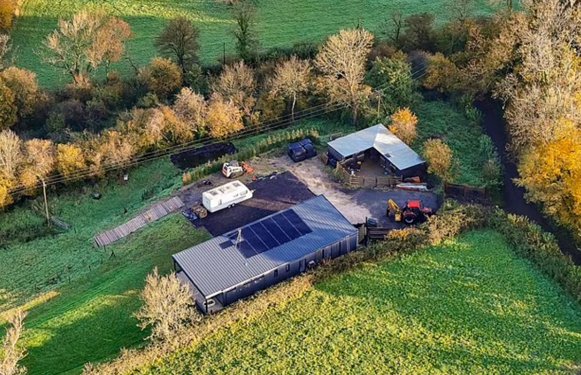英國物業|該屋四處是田野。(互聯網)