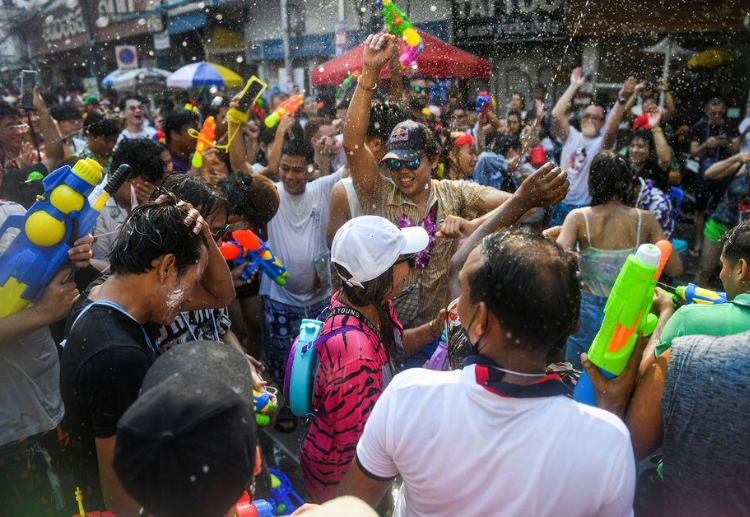 泰國潑水節擬延長至整個4月 料吸3500萬遊客振經濟(路透社資料圖片)