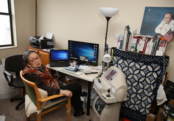 高耀潔在2009年出走美國,終生再未返回中國,並在美國繼續寫書揭露真相,為中國愛滋病患者發聲。(網上圖片)