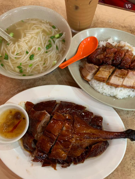 惟店家卻回答指「很多人都喜歡吃這個部位」,不論是餐點或是店員的態度都令她無法接受。(圖片來源:小紅書)