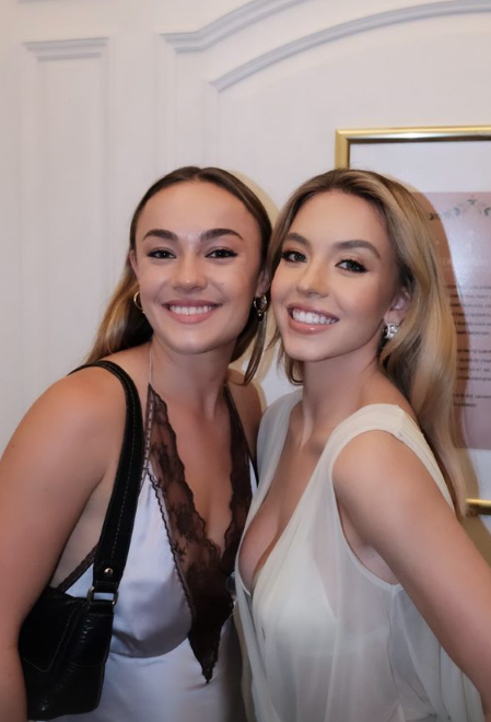 Sydney Sweeney在IG Story與友人合照