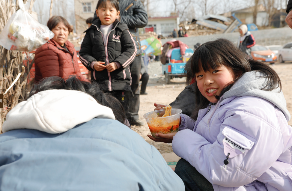 甘肅省積石山縣6.2級地震導致甘肅及青海兩省合共至少131人遇難(新華社)