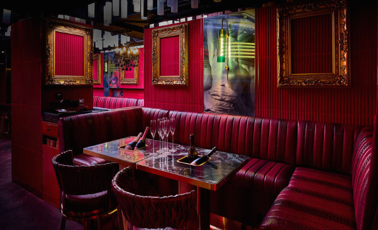 The Mansion集娛樂玩樂與復古韻味於一身的雞尾酒吧。