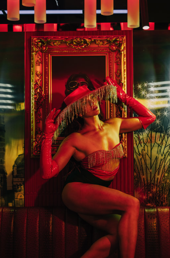 當天晚上9時有舞蹈表演。