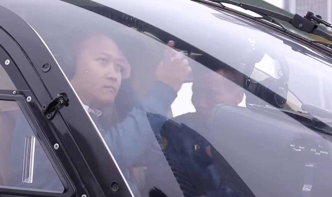 深圳市多條城際「空中的士」航線周一(25日)相繼開通,讓民眾乘坐直升機出行節省時間,服務範圍主要在粵港澳大灣區,其中飛珠海只需10分鐘,赴廣州需25分鐘。