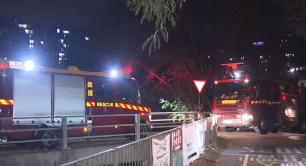 兩宗案件分別列作非法禁錮、行劫及縱火。(電視截圖)