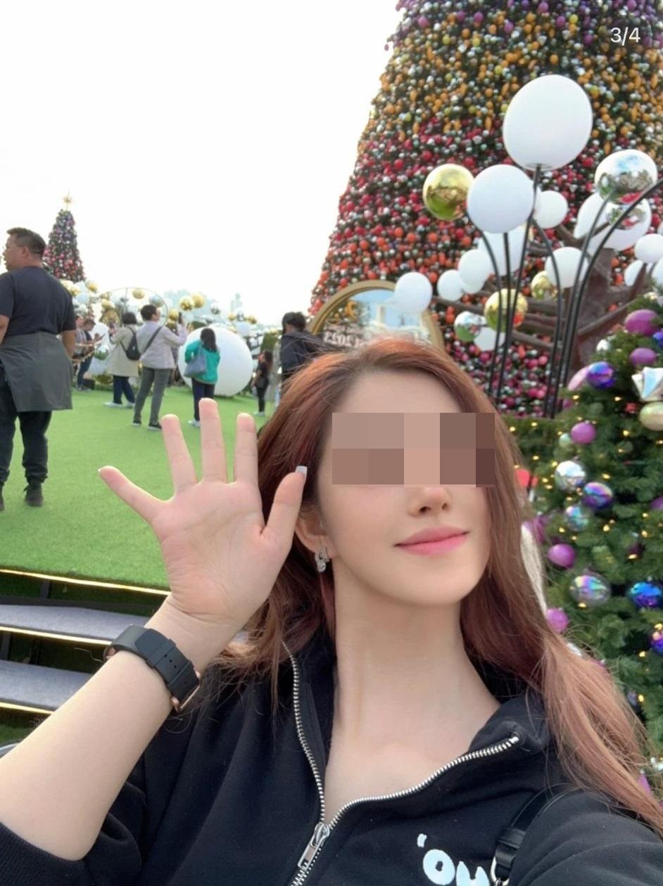 內地女分享在港拍攝的聖誕照片。(網上截圖)