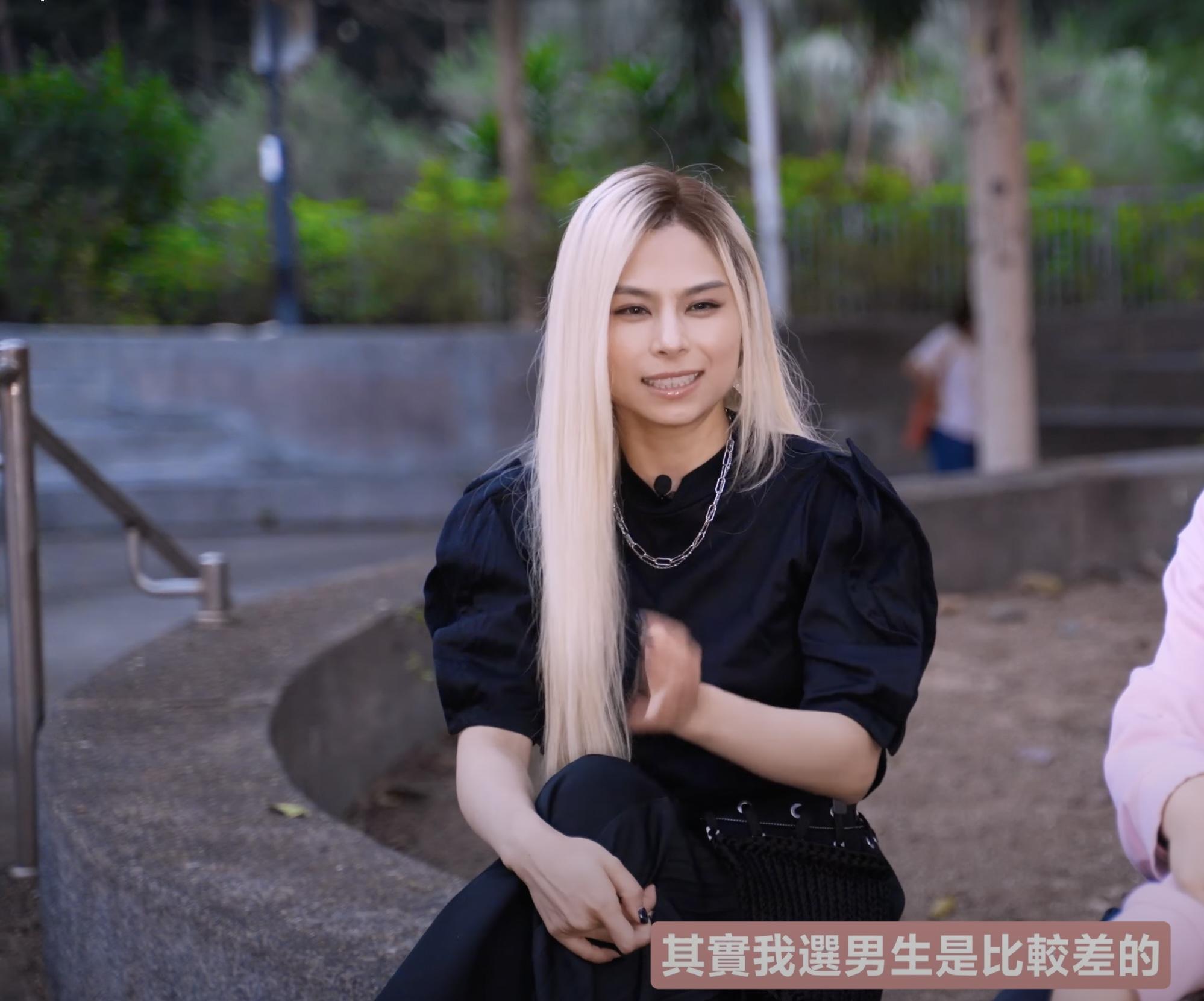 Gin Lee初來港時居住在北角。