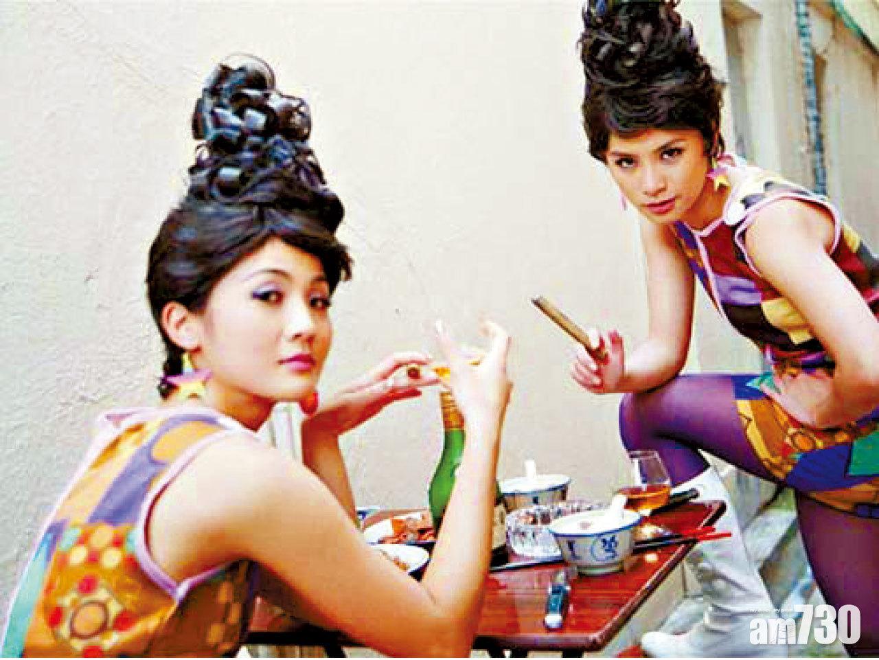 Twins曾以「筷子姊妹花」造型亮相,向香港女團前輩致敬