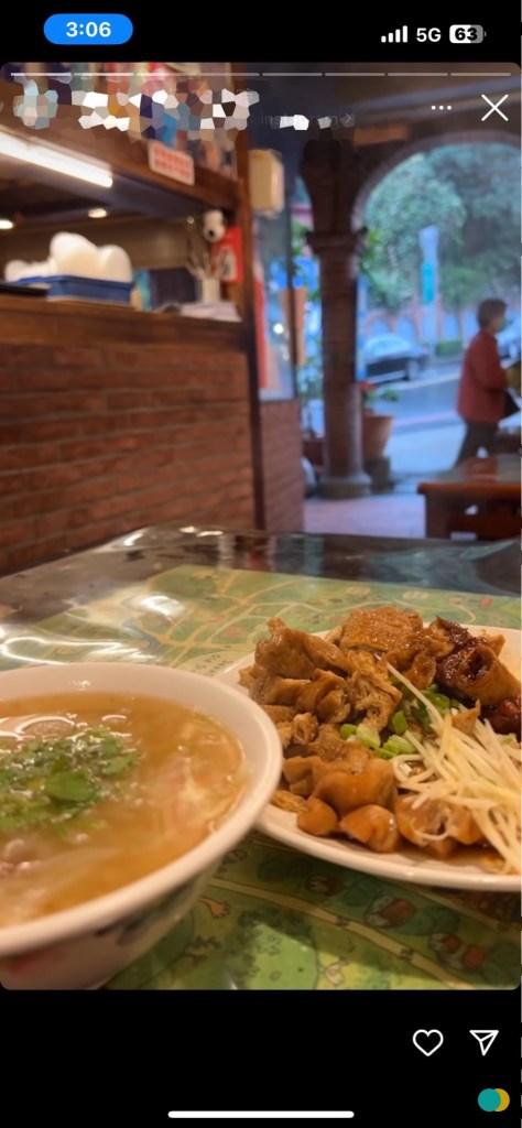 警方調查後鎖定蔡女身份是香港入境旅客,周二(19日) 搜尋到該女的 IG 限時動態,發現曾在三峽老街逛街吃喝玩樂,及往廟宇求籤,並拍照上傳IG