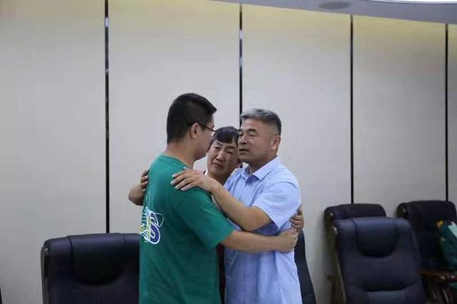 2021年在公安部開展的「團圓行動」中,郭新振終於被找到。公安及後在聊城市為郭剛堂、郭新振一家人舉行了認親儀式,離散24年的家庭終獲團聚。