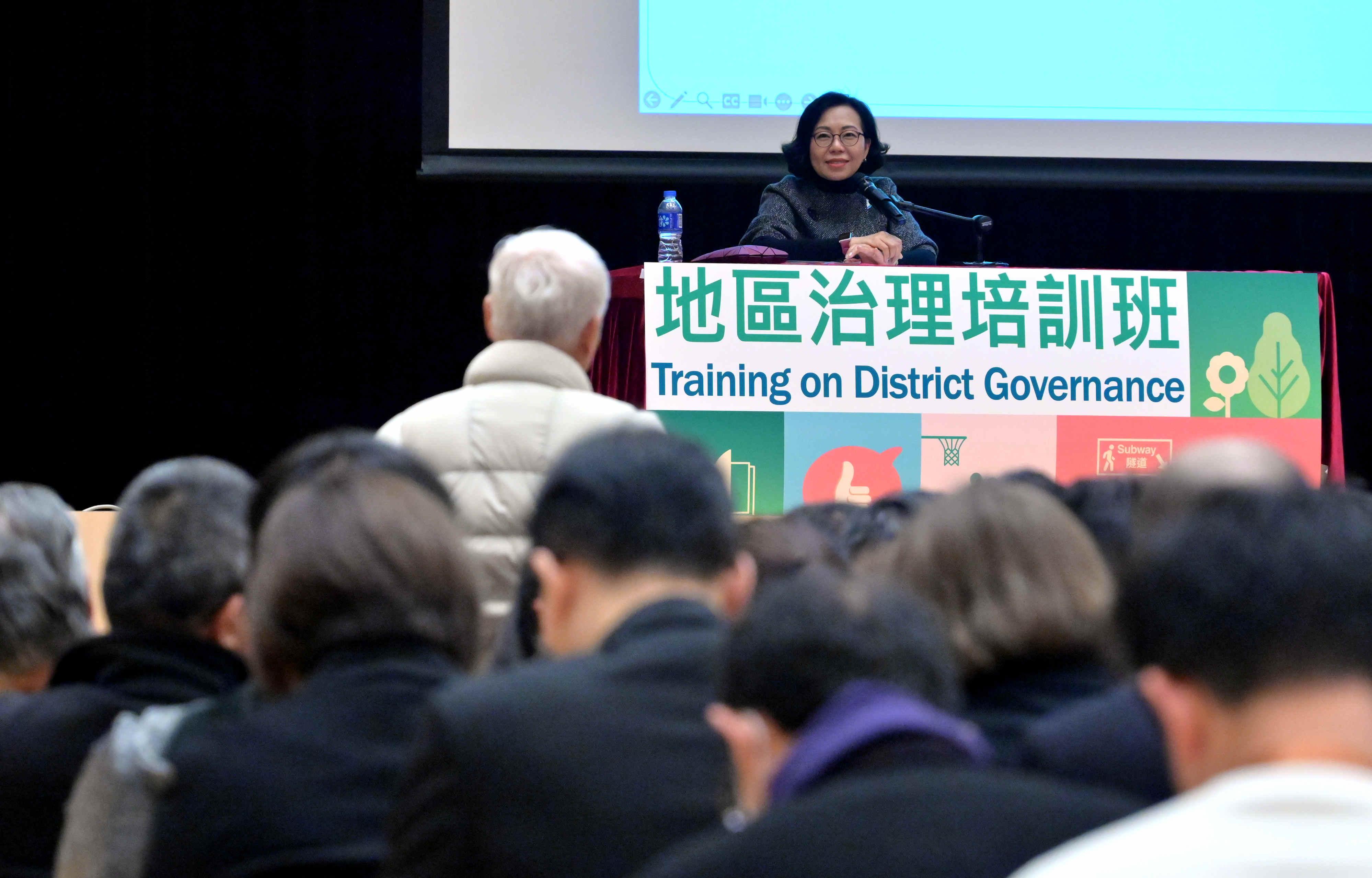 區議會選舉2023|履職監察指引規定大會出席率須達80% 每年向主席提交工作報告