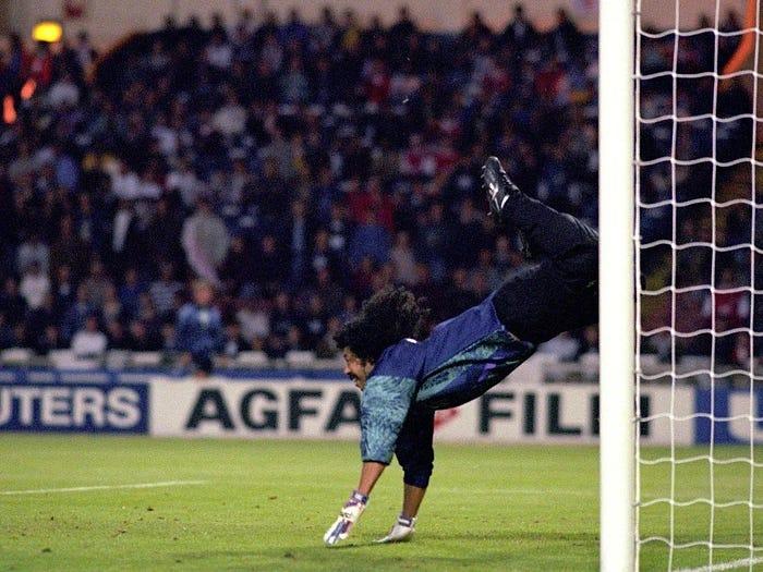 希基達:蠍子救波在一場友賽對英格蘭時出現。