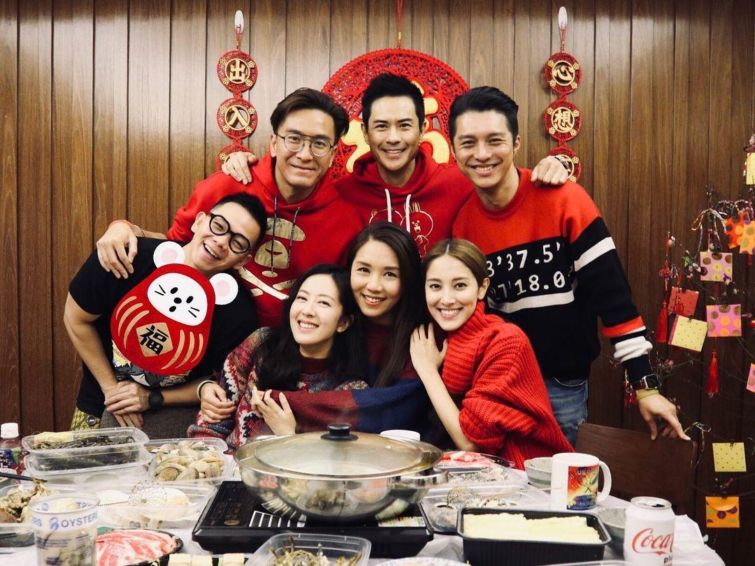 鐵馬尋橋部份演員組成「鐵馬家族」周不時搞聚會,鄭嘉穎傳與馬國明也曾同場(唐詩詠IG)