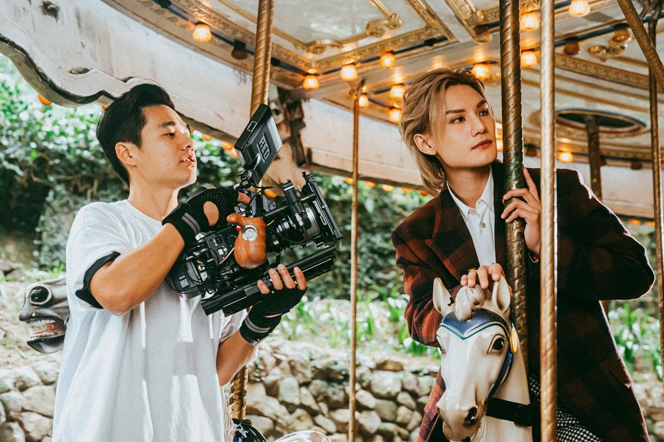 Jeremy自言看台劇長大,特地往台灣為《獨角獸之戀》浪漫MV。