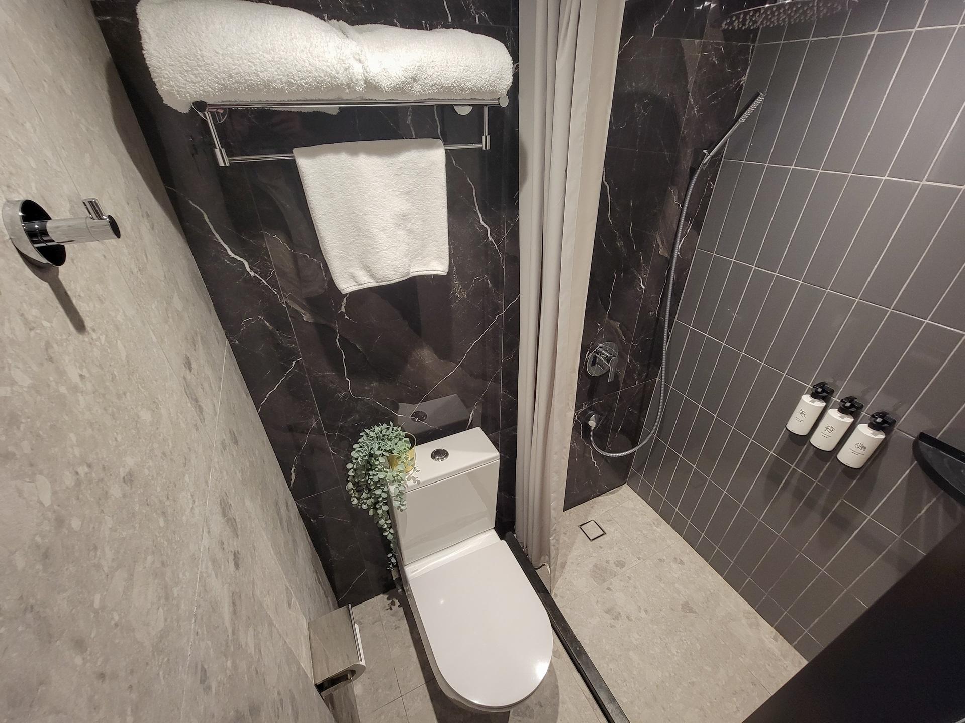 每個單位均有獨立衛浴設施。