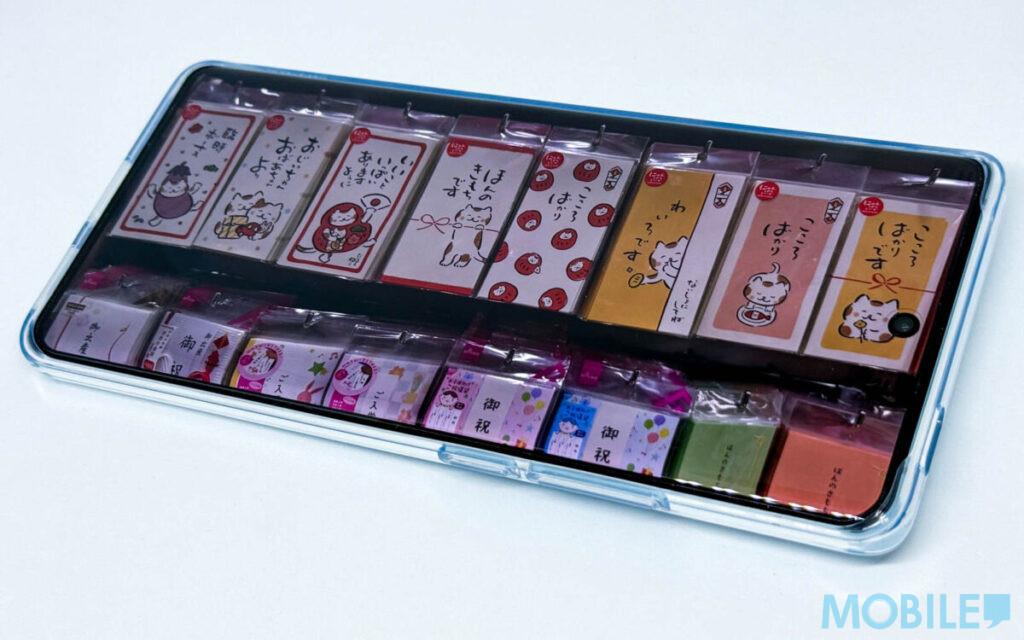 手機比較|vivo X100 Pro 配備 AMOLED螢幕,解像度為 2,800 x 1,260