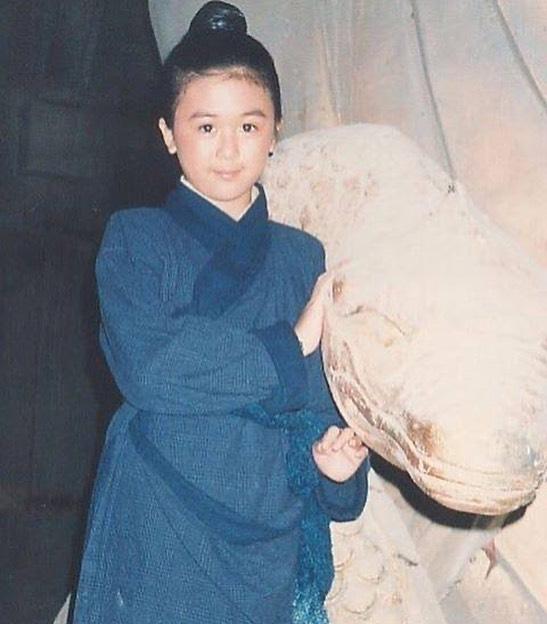 唐寧童星出道,近年移民新西蘭(唐寧交社網站)