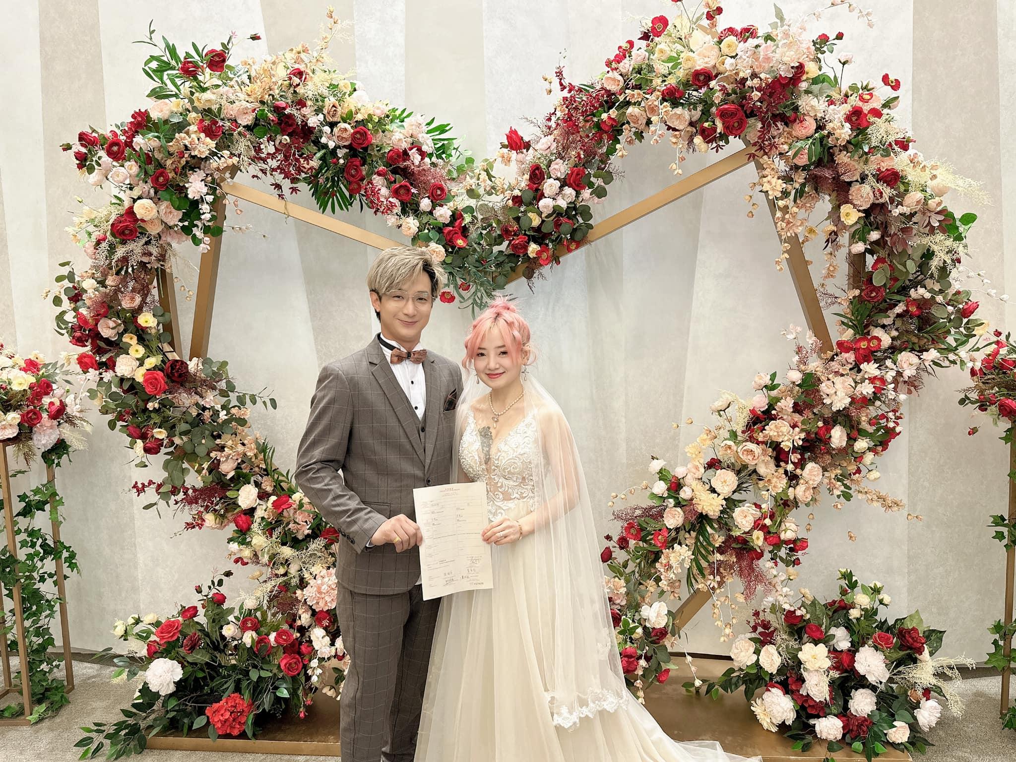 「屯門娜娜」董幸兒與圈外男友迪康結婚。